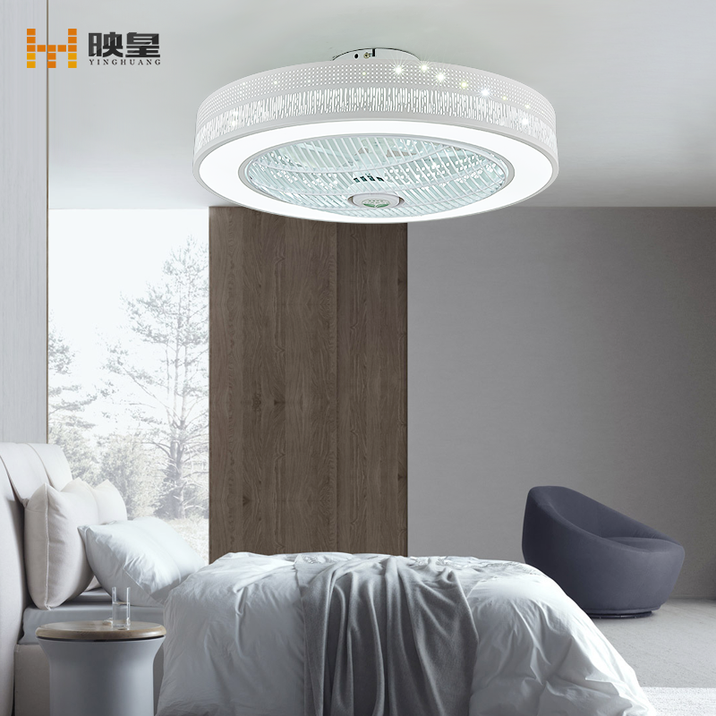 Does Retractble Ceiling Fan Have the Function of Reversible switch